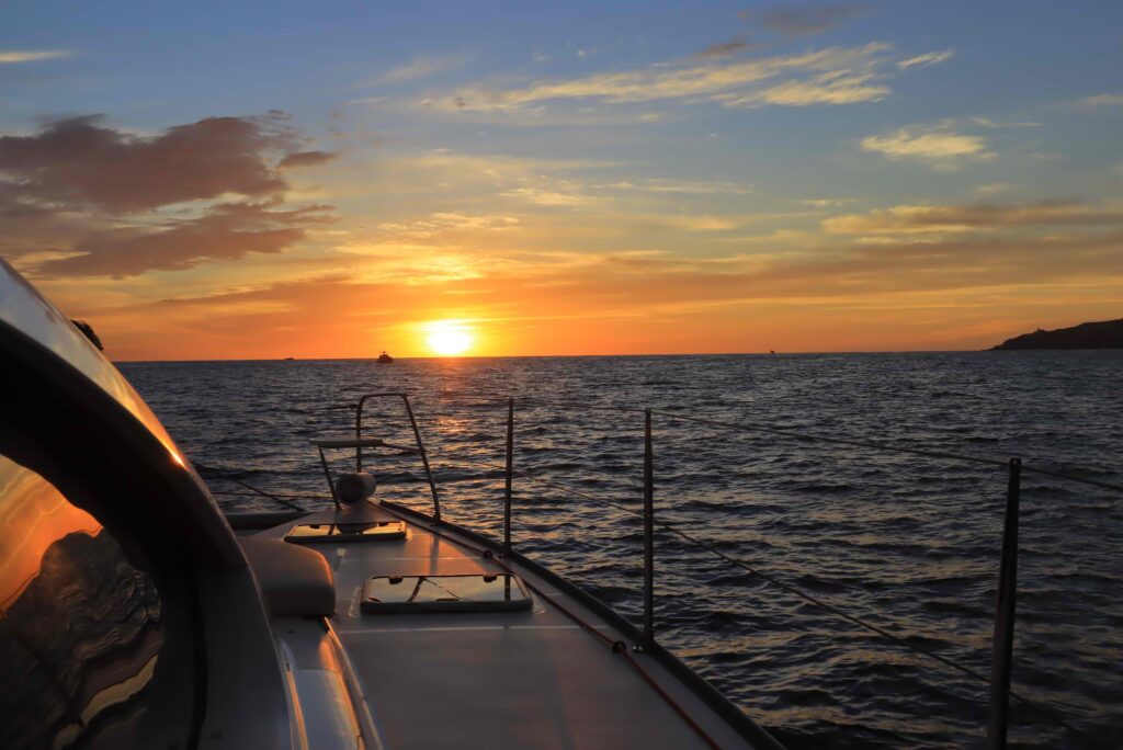 CATAMARAN SUNSET